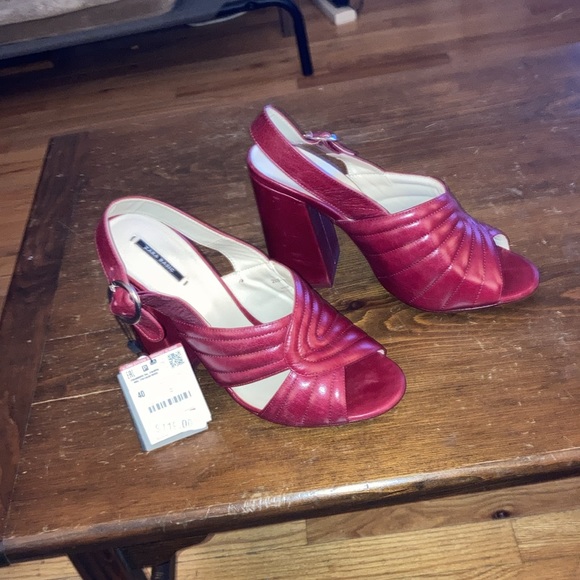 Zara basic authentic Italian leather red heels new with tags - Picture 3 of 8